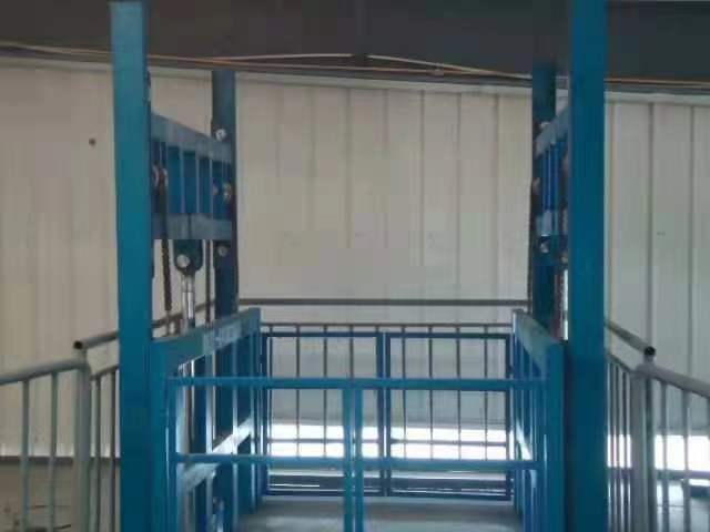 升降貨梯的分類(lèi)及特點(diǎn)有哪些?(圖1) r9z-WpWtDDj9gB71jSLIoRAAYt8.jpg