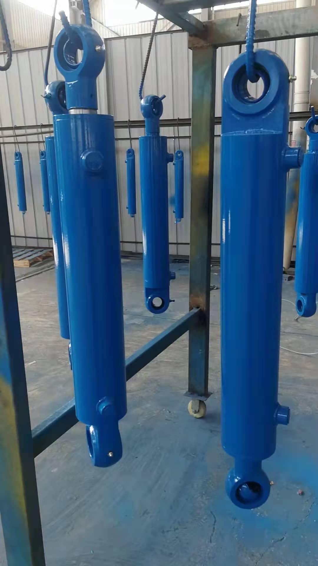 液壓油缸的組成部件有哪些？液壓缸結(jié)構(gòu)有什么特點(diǎn)？(圖1)